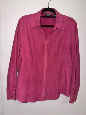 Lemon Grass Women's Pink Button-Down Pintuck Shirt